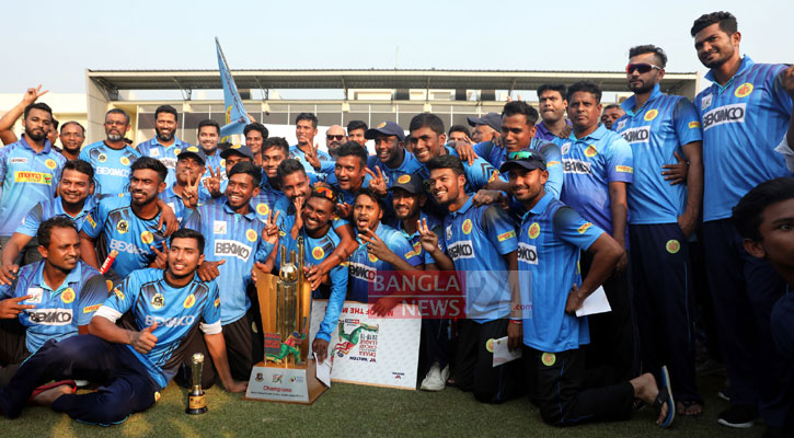 সৌম্য-জহুরুলের ব্যাটে চড়ে চ্যাম্পিয়ন আবাহনী