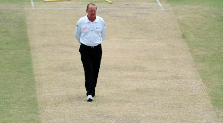 অবসরে যাচ্ছেন আম্পায়ার ইয়ান গোল্ড 