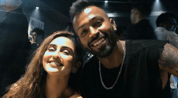 আবারও সমালোচনায় হার্দিক