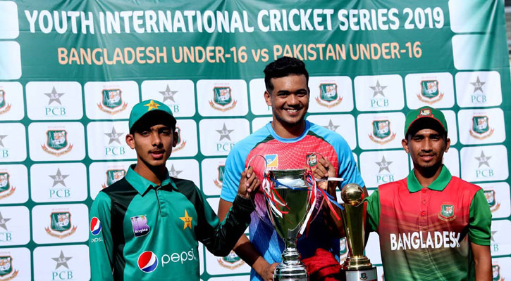 পাকিস্তানের বিপক্ষে বাংলাদেশি কিশোরদের দাপুটে জয় 