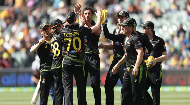 ওয়ার্নারের সেঞ্চুরিতে অজিদের রেকর্ড জয়