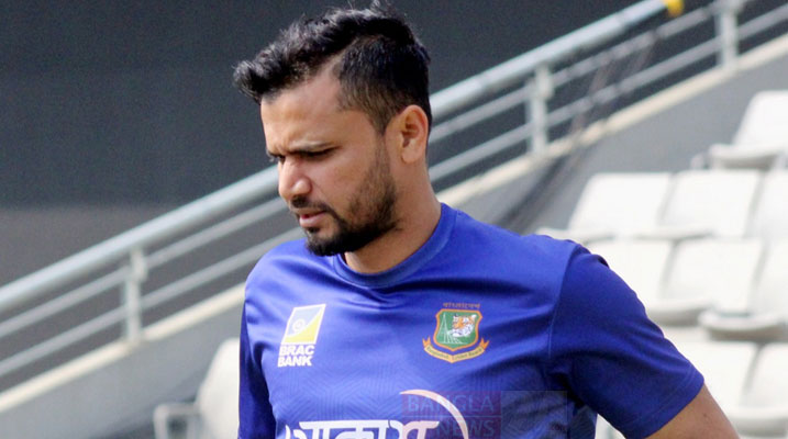 কোনো অভিমান নেই মাশরাফির