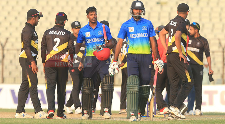 পরাজয় দিয়ে ডিপিএল শুরু মোহামেডানের