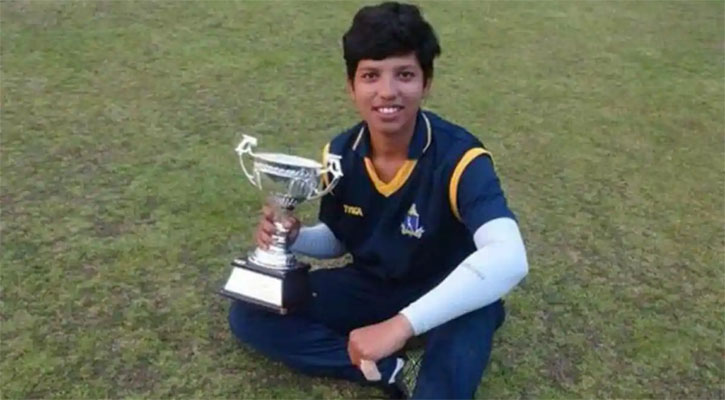 করোনা ঠেকাতে ১ লাখ রুপি দান করলেন ১৬ বছরের ক্রিকেটার