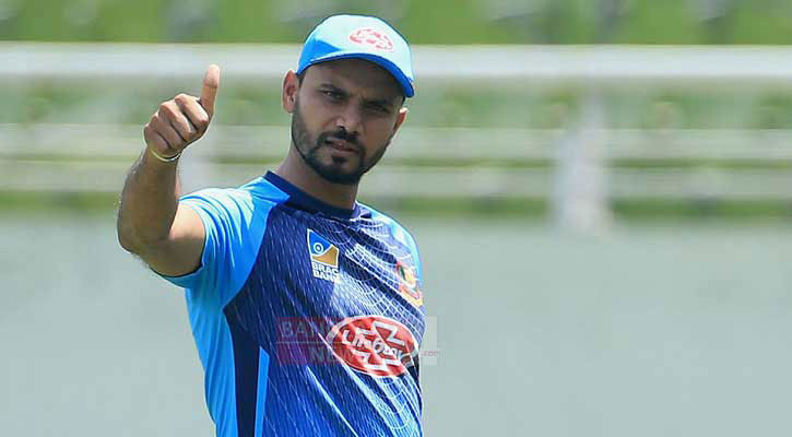 এবার কবিতার ছন্দে সবাইকে ঘরে থাকার আহ্বান মাশরাফির