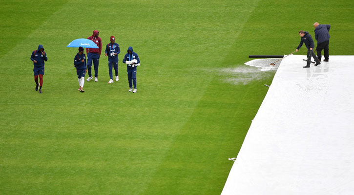 বৃষ্টিতে পণ্ড ইংল্যান্ড-উইন্ডিজ দ্বিতীয় টেস্টের তৃতীয় দিন