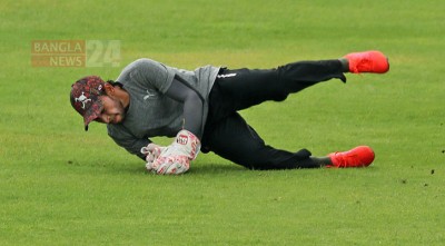 মিরপুরে পূর্ণাঙ্গ অনুশীলন করলেন মুশফিক