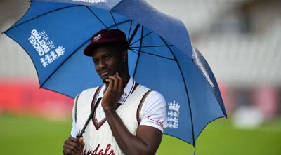 অর্থ সংকট কাটাতে তিন মোড়ল প্রথার ইতি চান হোল্ডার