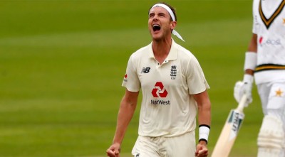 অনুপযুক্ত ভাষা ব্যবহারে ব্রডের জরিমানা