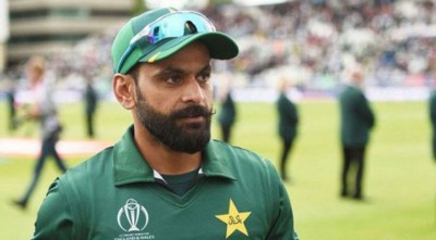 করোনা প্রতিরোধী নিয়ম ভেঙে আইসোলেশনে হাফিজ