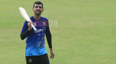 এবার অনুশীলনে যোগ দিলেন সাইফ হাসান