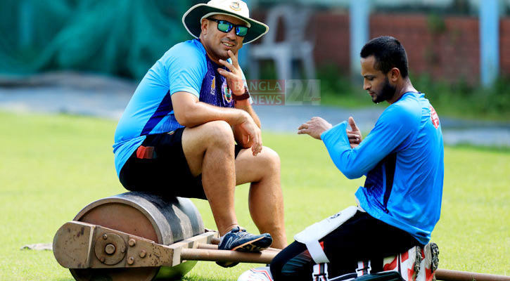 ডমিঙ্গোর সহযোগিতা পাবেন সাকিব