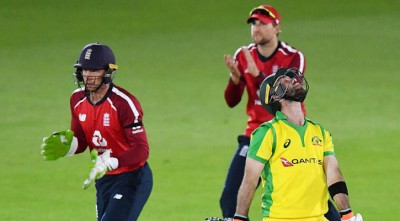 এভাবেও ম্যাচ হারা যায়!