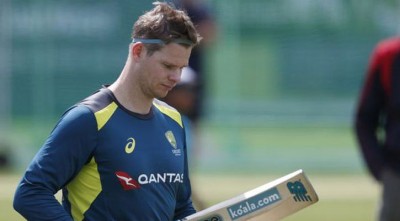 মাথার সমস্যা নিয়ে আবারও ডাক্তারের শরণাপন্ন হতে হচ্ছে স্মিথকে