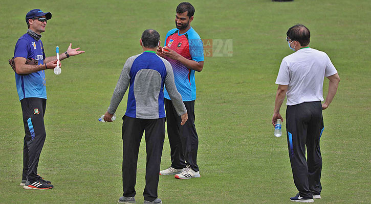 সিরিজ বাঁচাতে কোয়ারেন্টিনের শর্ত শিথিলে রাজি লঙ্কান বোর্ড