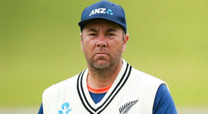 বাবার মৃত্যুতে টাইগারদের শ্রীলঙ্কা সফরে থাকছেন না ম্যাকমিলান