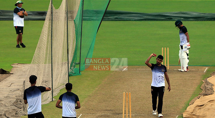 আইসোলেশনে থাকা করোনা নেগেটিভ ক্রিকেটাররা যোগ দিলেন অনুশীলনে
