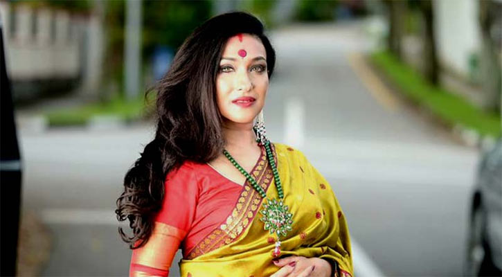 সিঙ্গাপুরে করোনা আক্রান্ত ঋতুপর্ণা সেনগুপ্ত