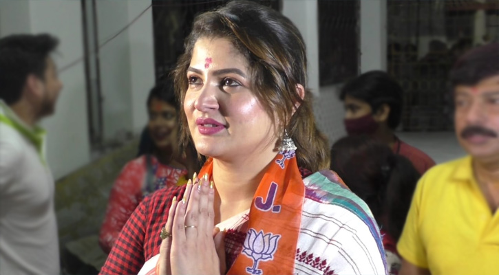 শুরু হলো শ্রাবন্তীর রাজনৈতিক অভিযান