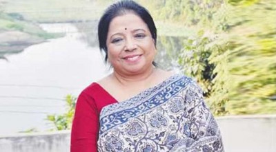 করোনা আক্রান্ত হয়ে হাসপাতালে রবীন্দ্র সংগীতশিল্পী মিতা হক