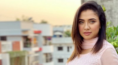 বাবা হারালেন অভিনেত্রী সোনিয়া হোসাইন