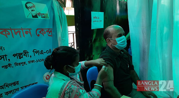 একদিনে দ্বিতীয় ডোজের টিকা নিয়েছেন এক লাখ ৭০ হাজারের বেশি