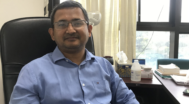 দেশের চিকিৎসকরা বিশ্বমানের ক্যানসার চিকিৎসা দিতে অনুপযুক্ত?