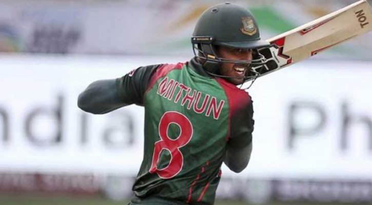 রানে ফিরে ‘অনলাইন ট্রলের’ জবাব দিতে চান মিঠুন