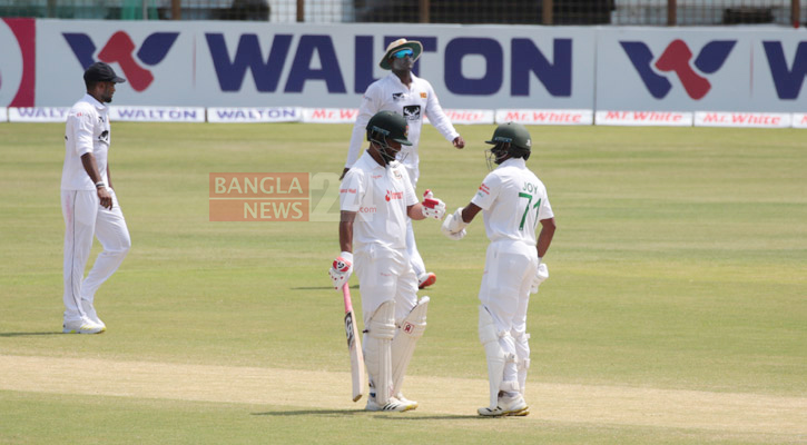 তামিম-জয়ের ব্যাটে সকালের সেশনটা বাংলাদেশের