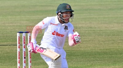 জবাবটা ব্যাটেই দিলেন মুশফিক