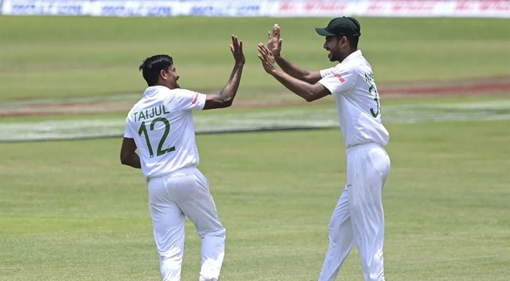 তাইজুলের ঘূর্ণিতে বিপাকে শ্রীলঙ্কা