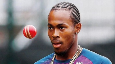 পিঠের ইনজুরিতে ফের মাঠের বাইরে আর্চার