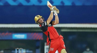 ফিরছেন ডি ভিলিয়ার্স