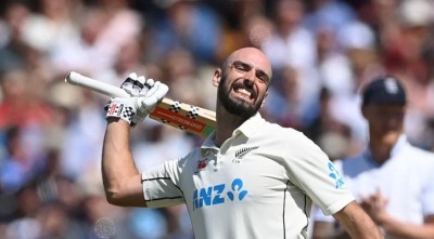 নিউজিল্যান্ড ছাড়াল ৫০০, ভালো শুরু ইংল্যান্ডেরও