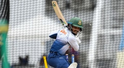 অধিনায়কত্ব ছাড়ার এক ম্যাচ পরই বাদ মুমিনুল