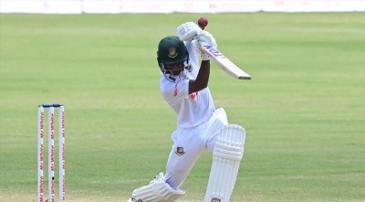 ভালো শুরুর পর বোল্ড জয়