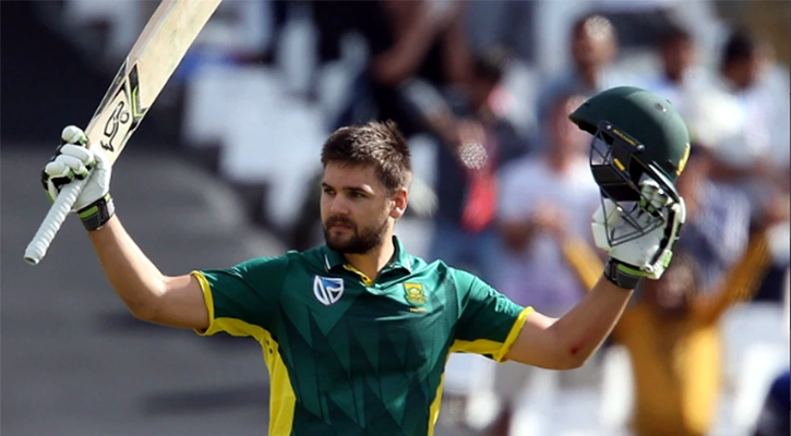 ৬ বছর পর দক্ষিণ আফ্রিকা দলে রুশো, নেই বাভুমা