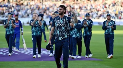 বড় জয়ে সিরিজে সমতা ফেরাল ইংল্যান্ড