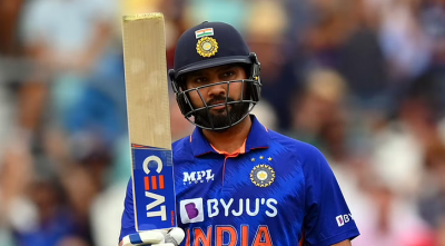 এক সিরিজে রোহিতের পাঁচ রেকর্ড!