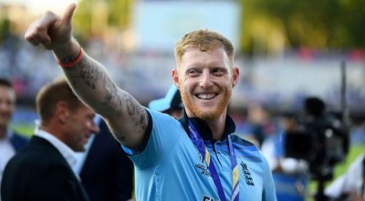 ওয়ানডে ক্রিকেটকে বিদায় বলে দিলেন স্টোকস