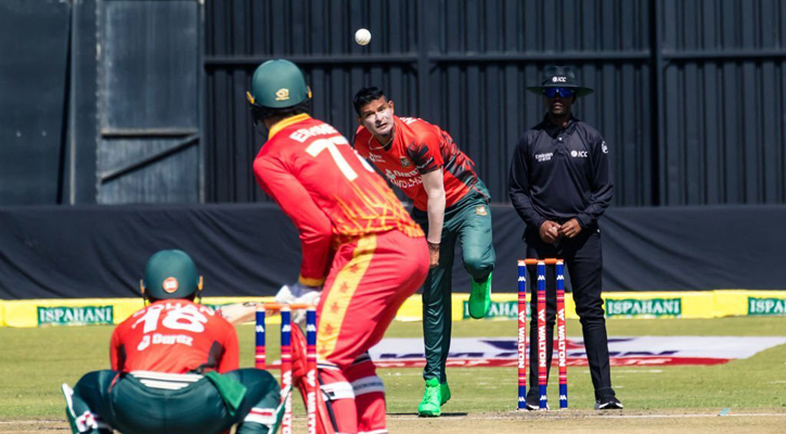 বোলিংয়ে এসেই ব্রেক-থ্রু এনে দিলেন নাসুম