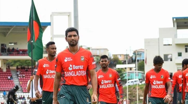 ২৭ বলে ২৭ রান করে আউট রিয়াদ