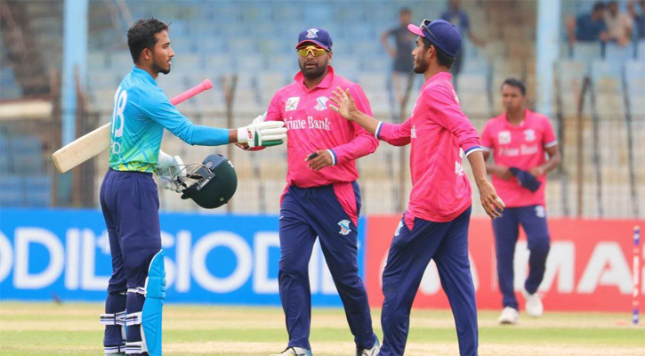 আফিফের প্রথম সেঞ্চুরিতে আবাহনীর জয়