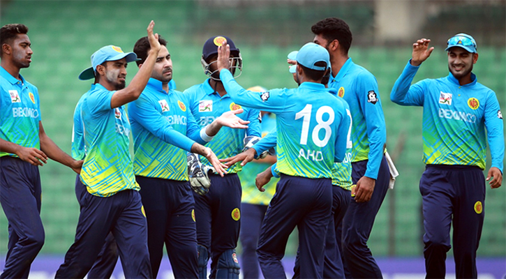 ‘ফাইনালের’ আগে হারলো আবাহনী