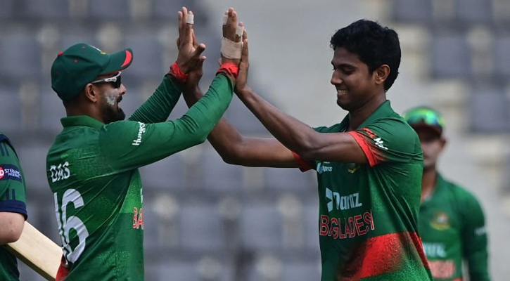 স্টার্লিংকে বিদায় করে হাসানের ব্রেক-থ্রু