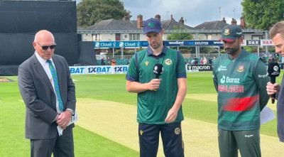 বাংলাদেশ আগে বোলিংয়ে, ম্যাচ ৪৫ ওভারের