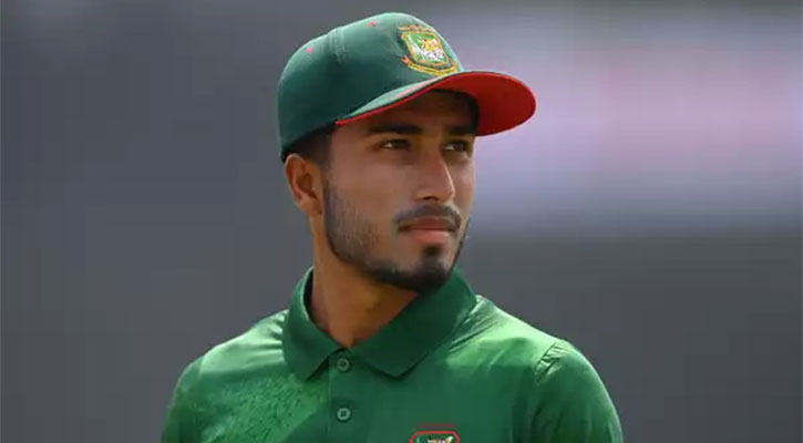 আমি বর্তমানে থাকতেই পছন্দ করি: আফিফ