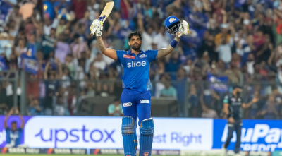 সূর্যের সেঞ্চুরিতে মুম্বাইয়ের দাপুটে জয়