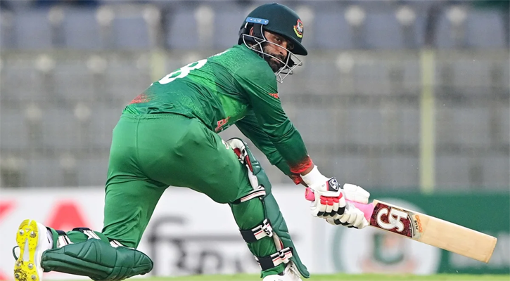 জীবন পেলেন তামিম, সাজঘরে রনি