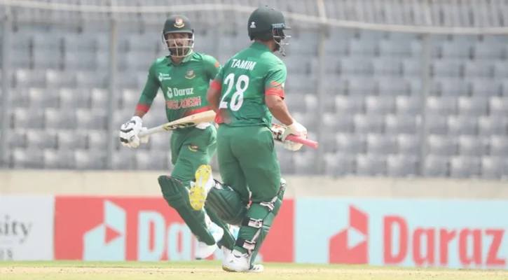 তামিম-লিটনের জুটিতে একশ ছাড়ালো বাংলাদেশের সংগ্রহ
